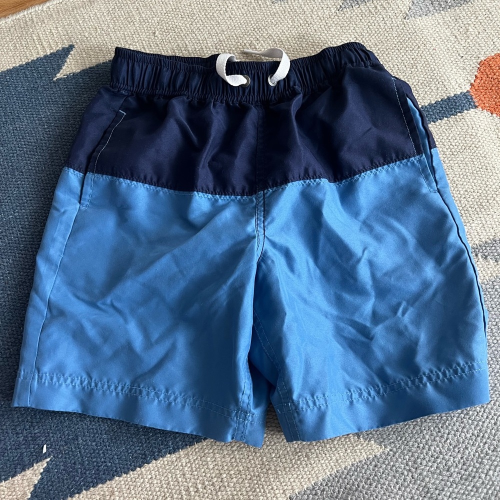 Hanna Andersson Boys size 8 swim trunks